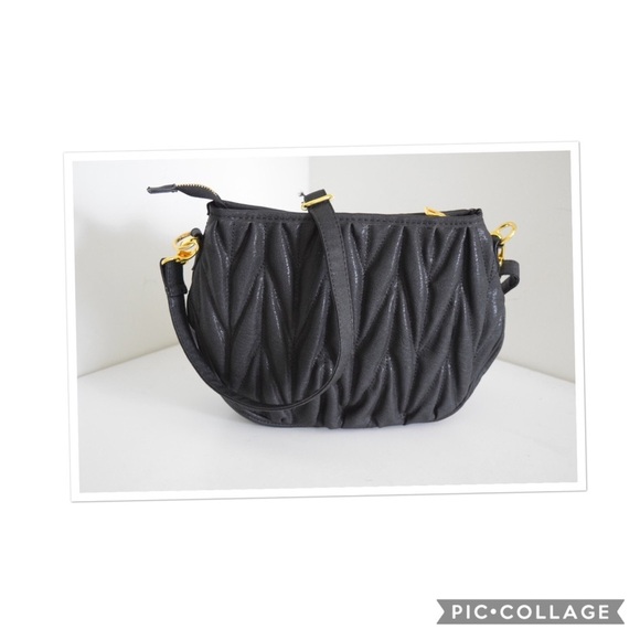 NWOT Urban expressions cross body bag - Picture 1 of 8